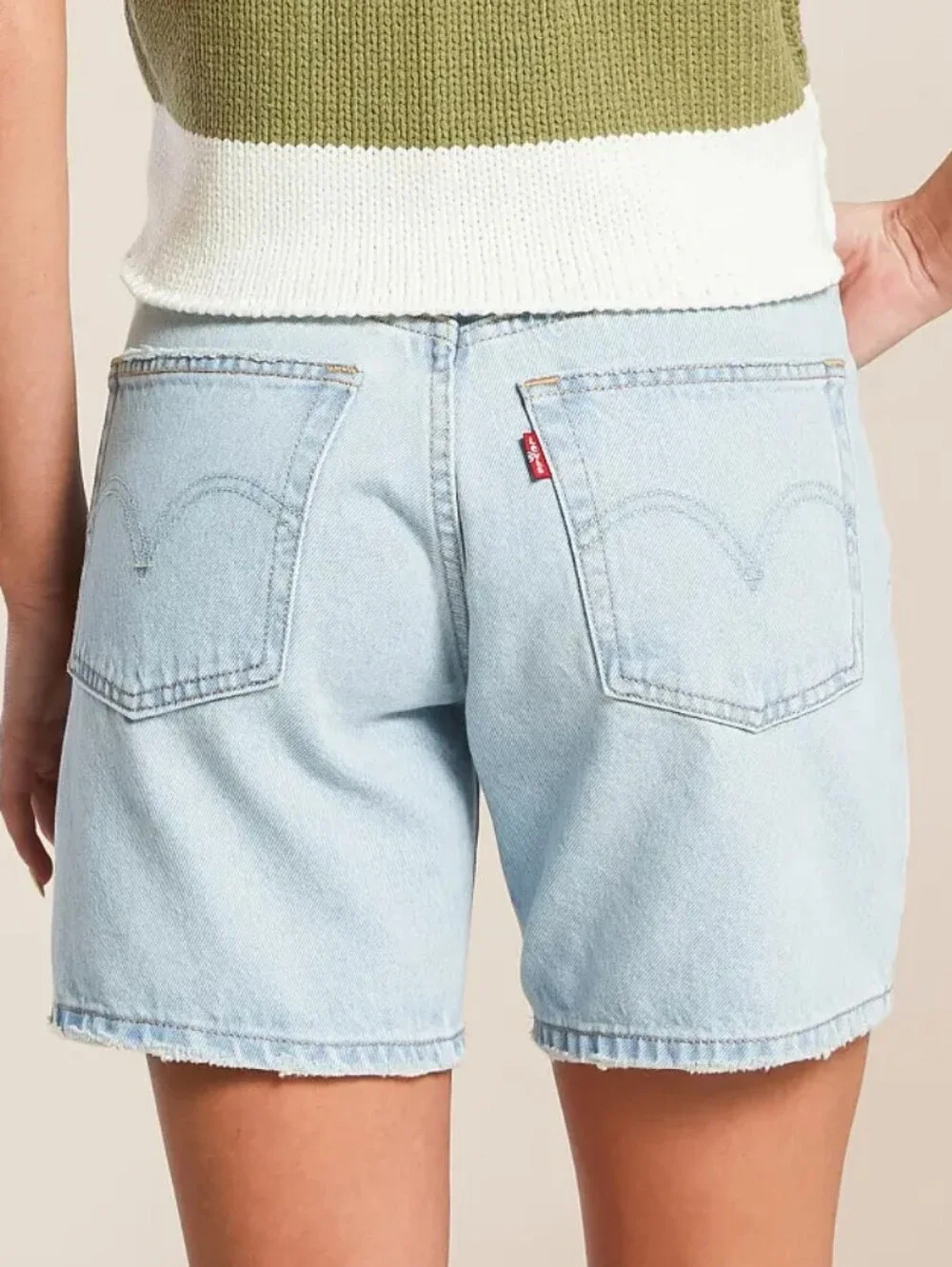 Levi's Mid Thigh High-Rise Shorts Light Wash Denim Size 23 6